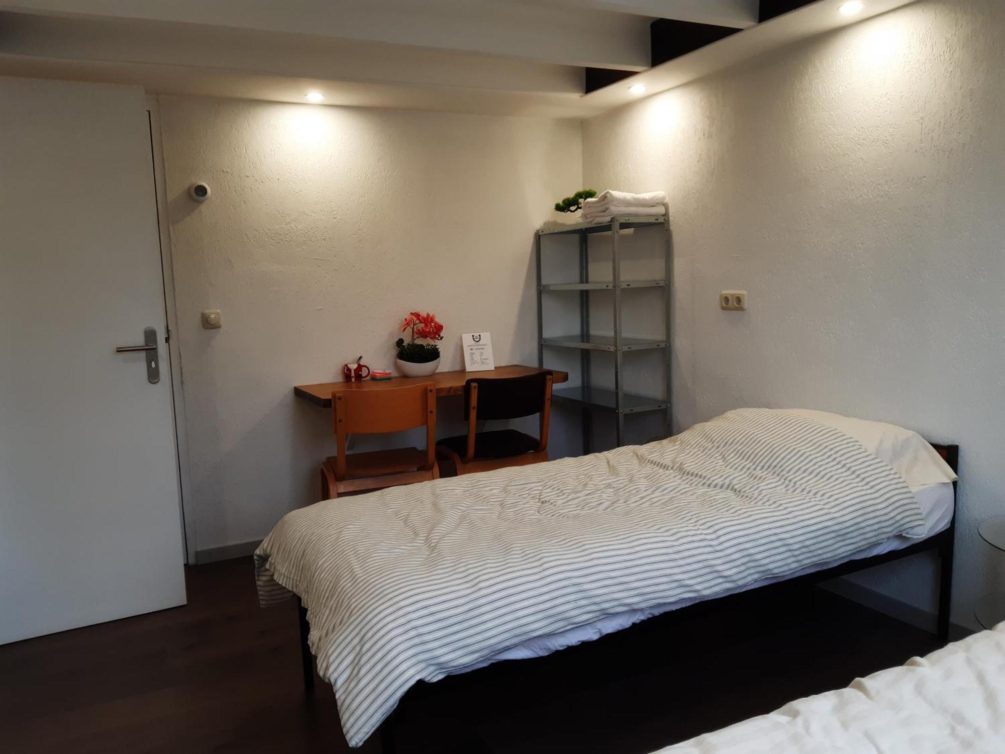 Pension Het Hoefijzer Buren  Extérieur photo
